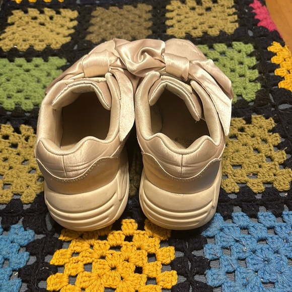 Puma X Fenty Bow Sneaker DS Pink Tint US Women 8 - Picture 2 of 6